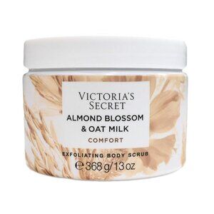 NWT Victoria's Secret Almond Blossom & Oat Milk Body Scrub